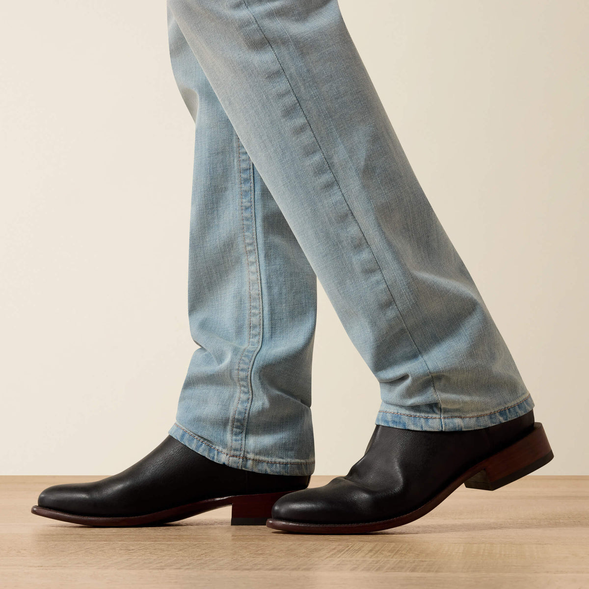 Ariat M8 Modern Hank Slim Straight Leg Jeans