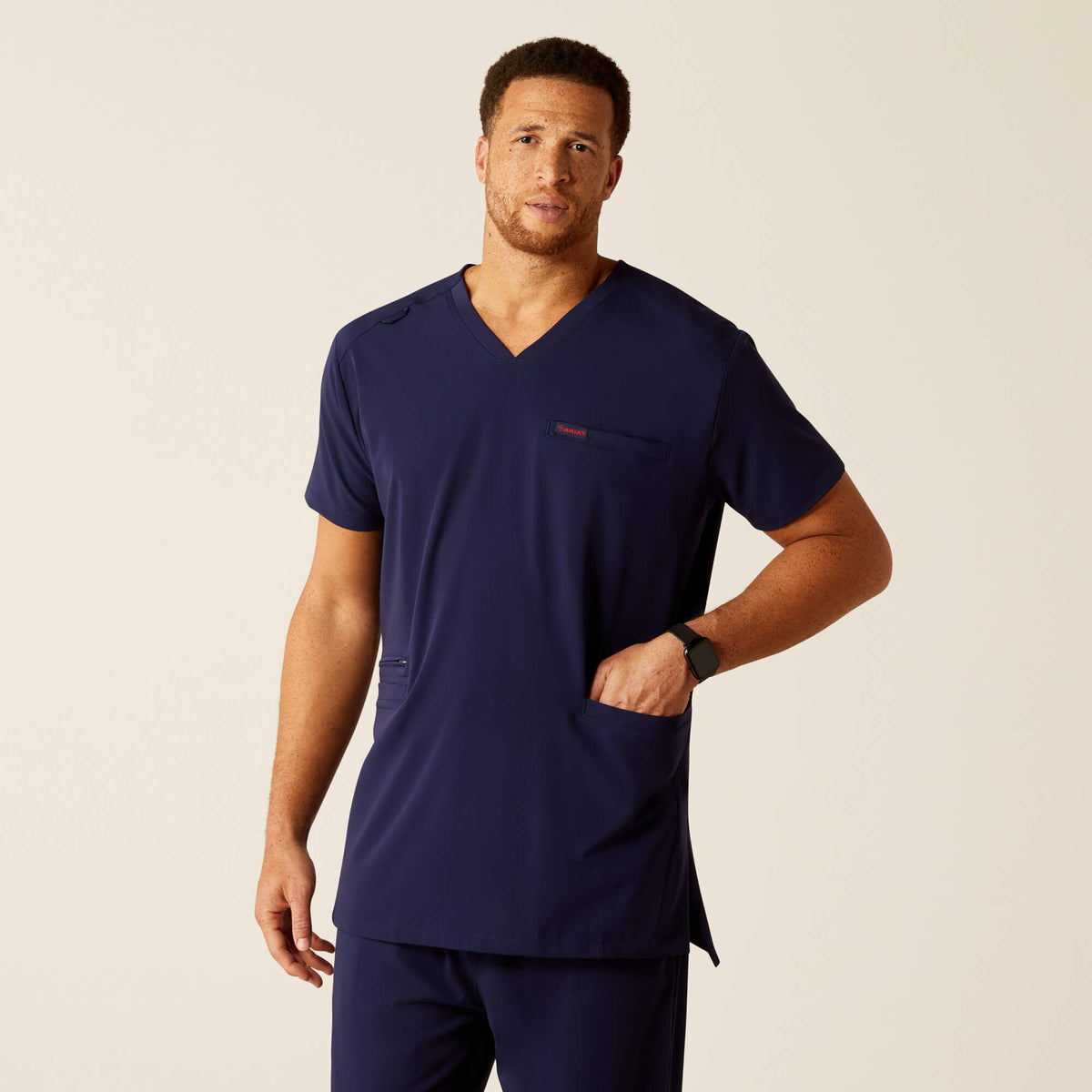 Ariat Derham 6 Pocket Scrub Top