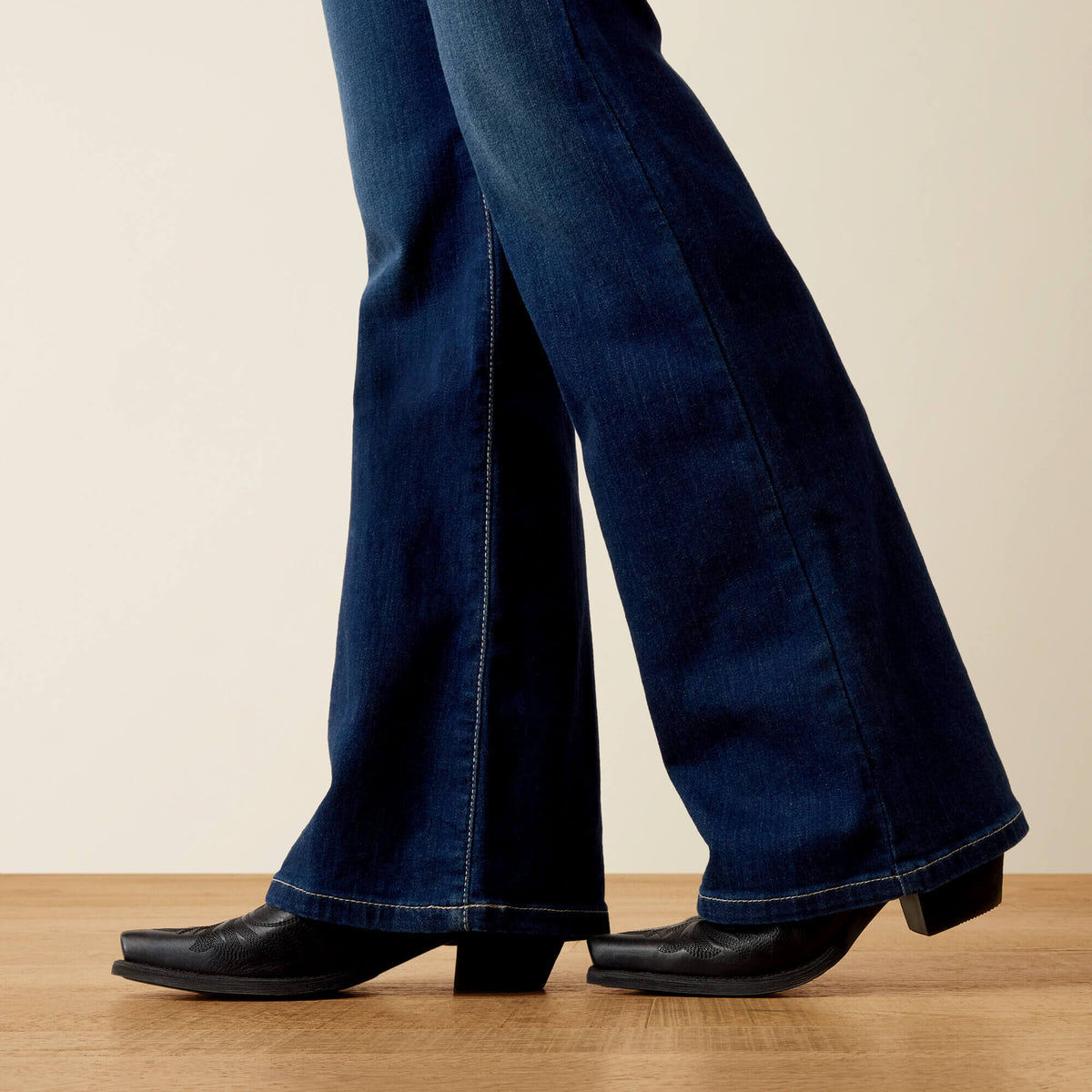 Ariat Ultra Stretch Perfect Rise Katie Flare Jean