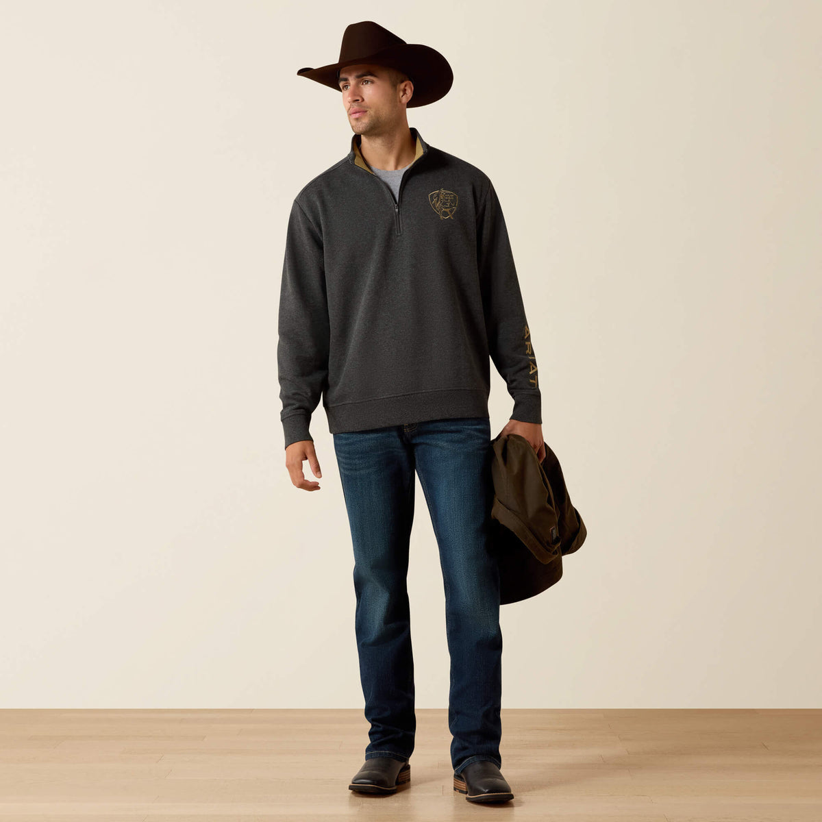 Ariat Logo PBR 1/4 Zip Sweatshirt