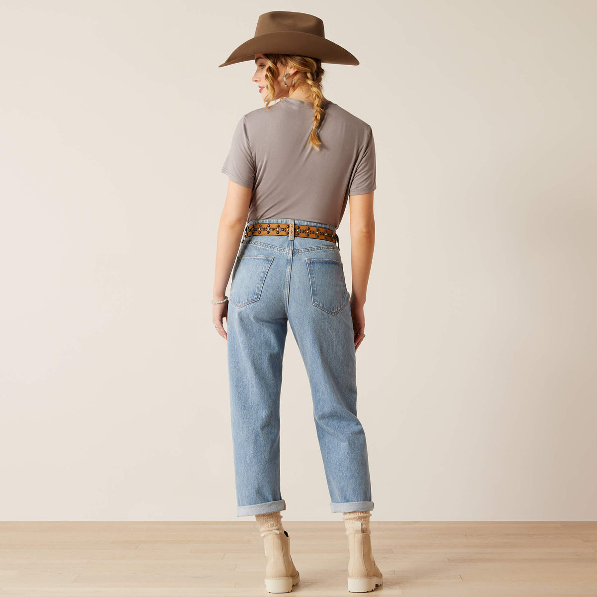 Ariat Ultra High Rise Tomboy Straight Leg Jeans