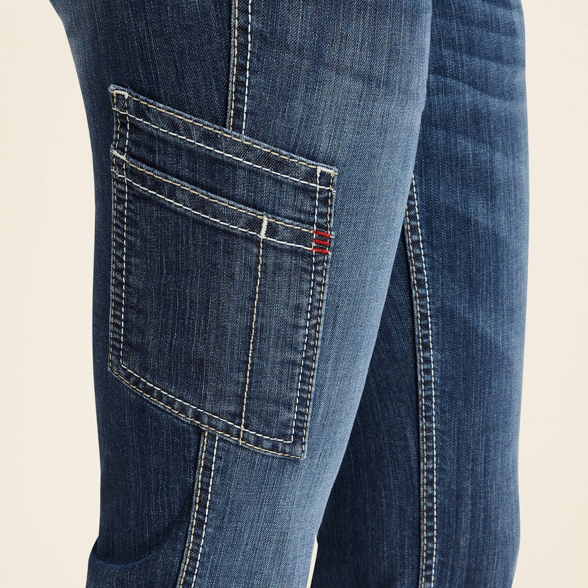 Ariat FR Perfect Rise Perfect Rise DuraLight Stretch Cell Phone DuraStretch Straight Leg Jeans